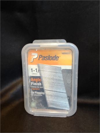 Paslode 1-1/2" 16 Ga Angled Finish Nails