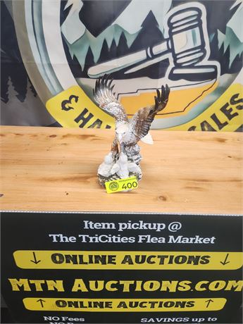 400 - Eagle Figurine