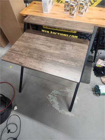 278 - Folding Desk