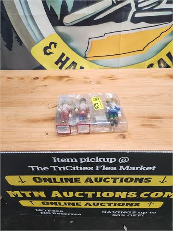 525 - Set of 3 Christmas Knutcrackers