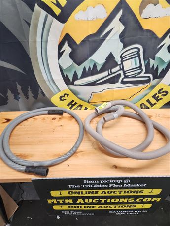 552 - Washing Machine Drain Hose + Additional Hose